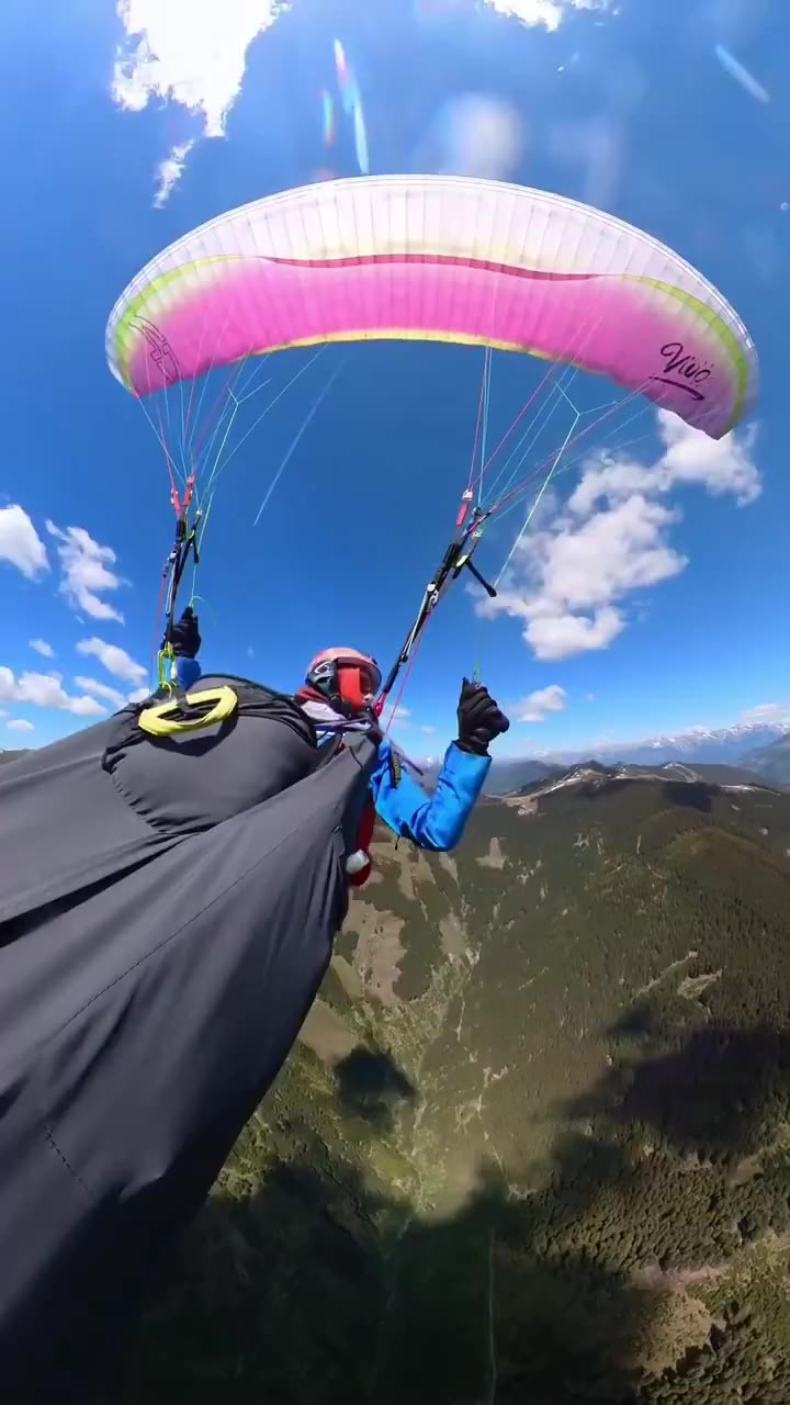 Parapentista golpeado por un Cessna 172